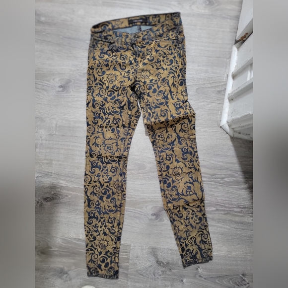 J Brand brocade high waisted size 26 - Picture 2 of 4